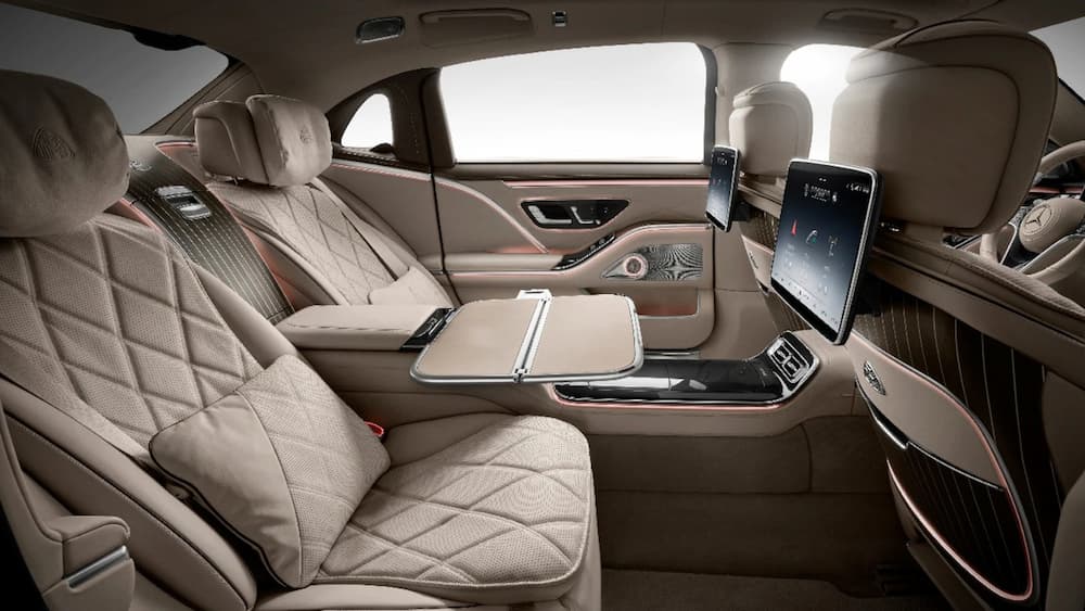 Sonma Limo modern-luxury-prestige-car-interior-back seet leather-interior